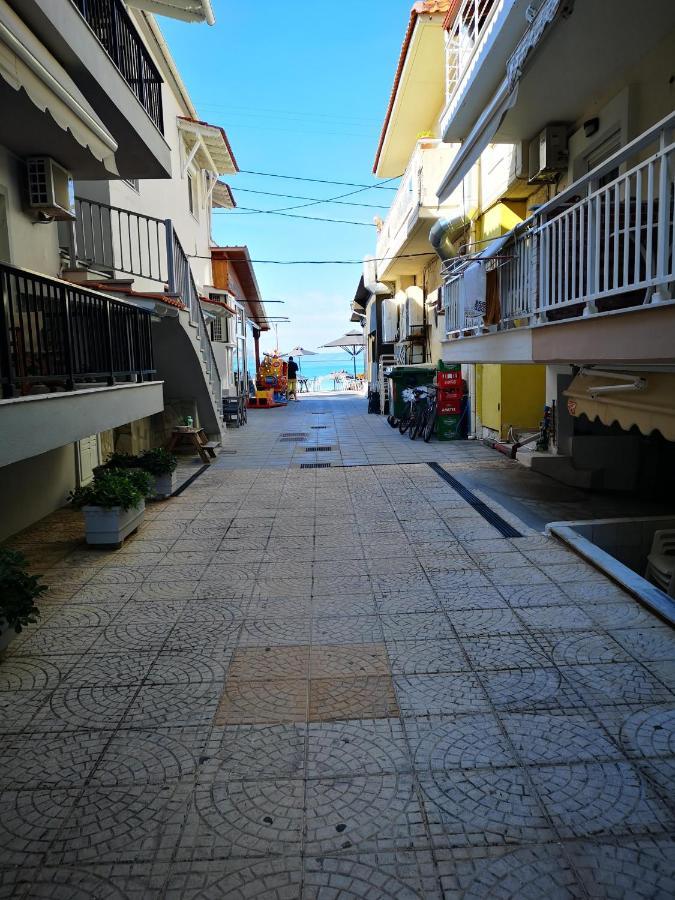 Gatos Beach Hotel Pefkochori Exterior foto